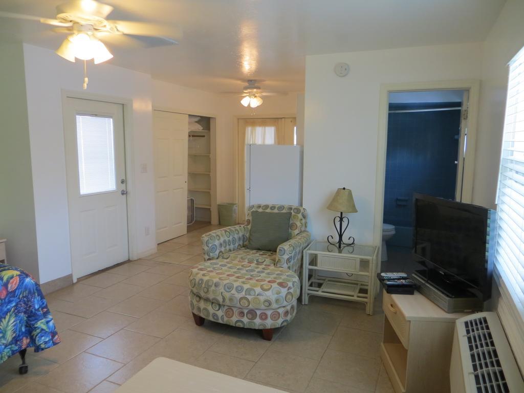 Dolphin Inn Fort Myers Beach Exterior foto
